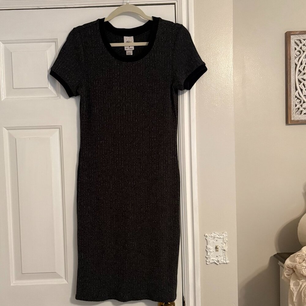 NWOT Self Esteem Knit Bodycon Dress Dark Heather Gray - Large